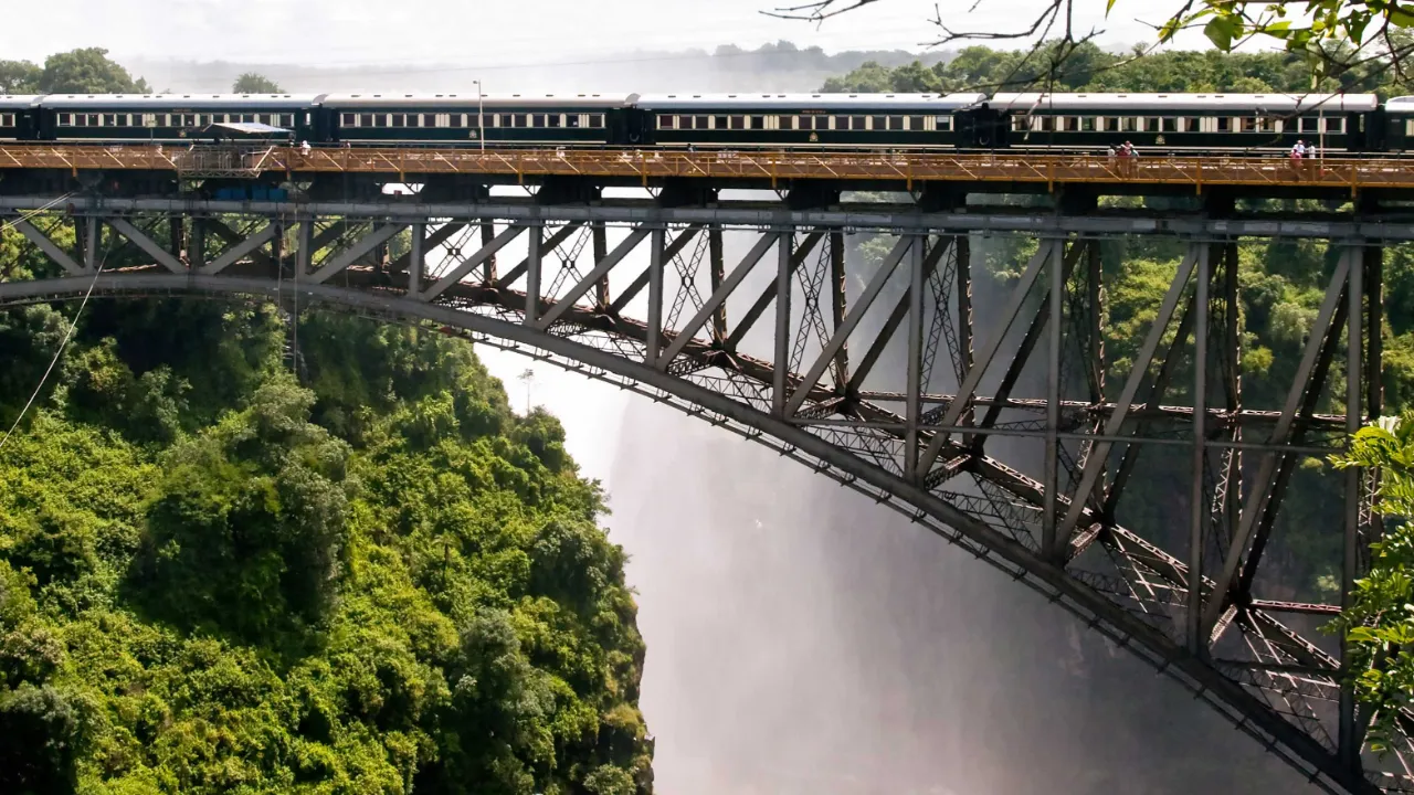 Bro mellan Zimbabwe och Zambia Bro mellan Zimbabwe och Zambia